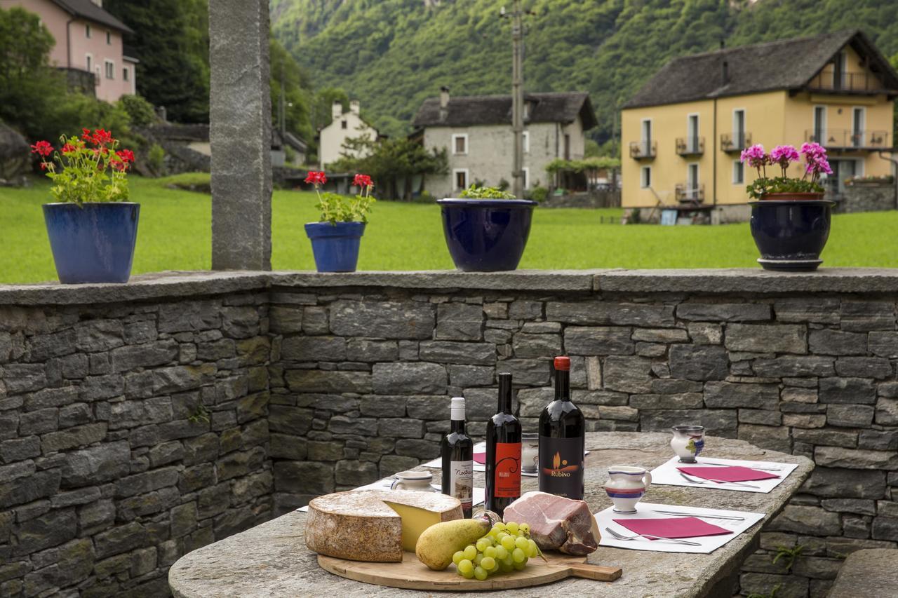 Locanda Turisti Bignasco Exterior photo
